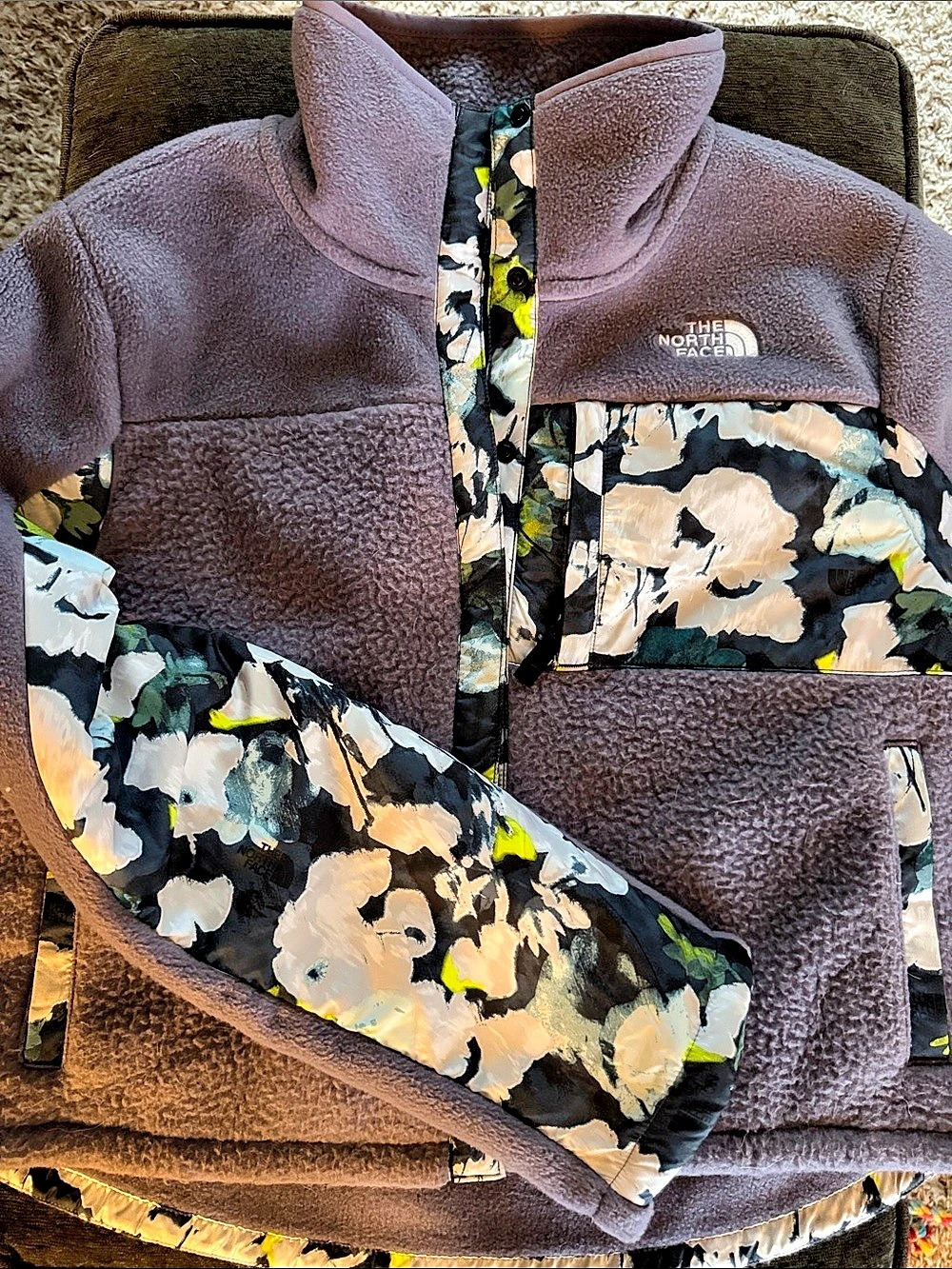 Kids The North Face Glacier Full-Zip Jacket Floral Purple & Black XL